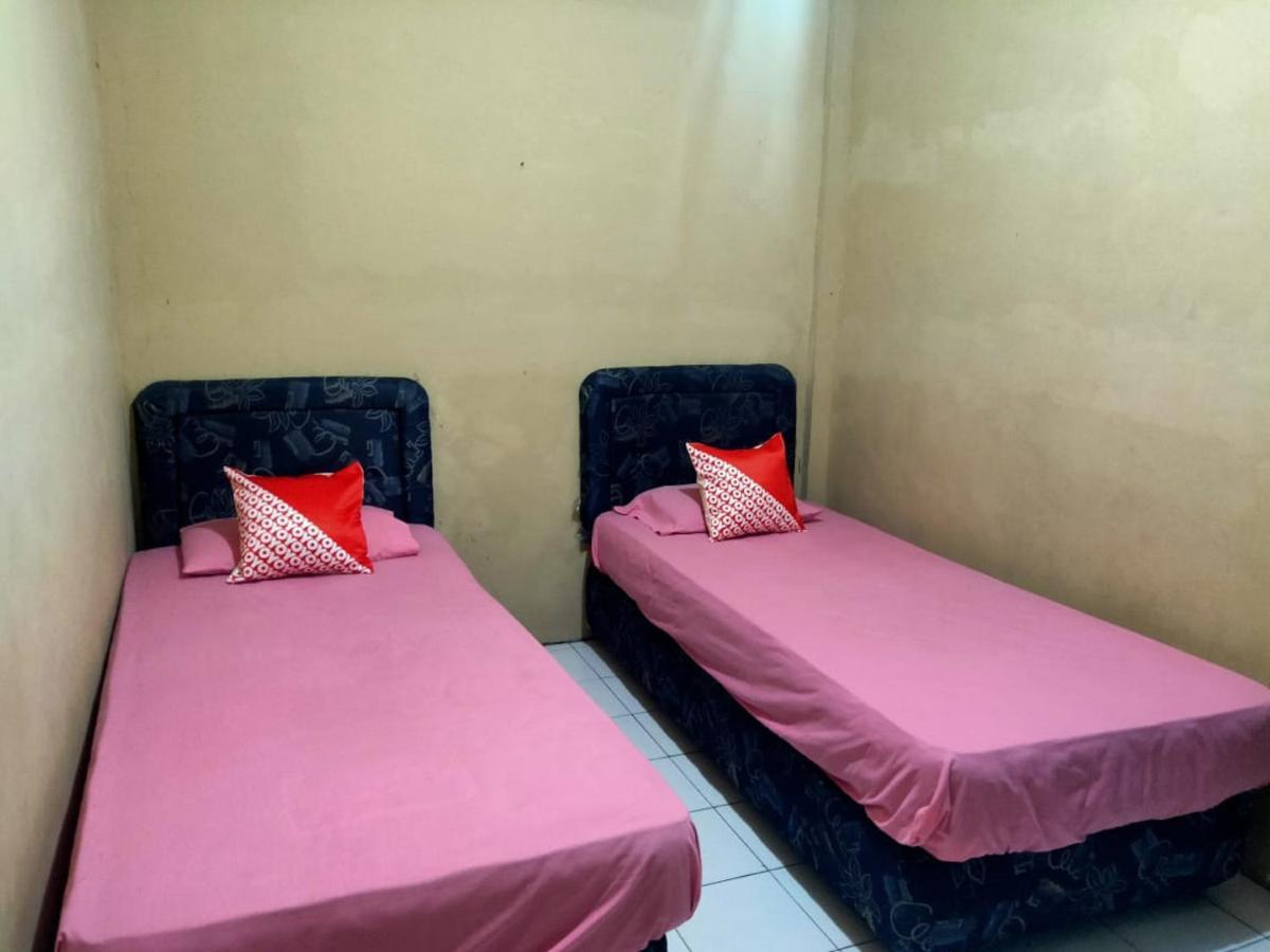 Oyo 90041 Hotel Sinar Lumayan Syariah บาลิกปาปัน ภายนอก รูปภาพ