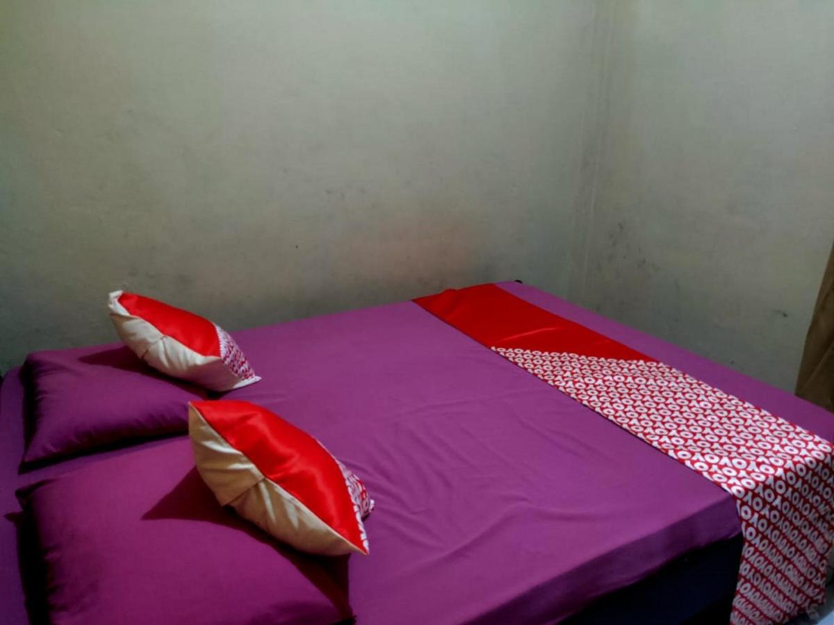 Oyo 90041 Hotel Sinar Lumayan Syariah บาลิกปาปัน ภายนอก รูปภาพ